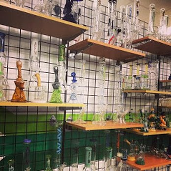 Botany Bay - Soooo much glass - Head Shops Near Me - Richmond, Kentucky