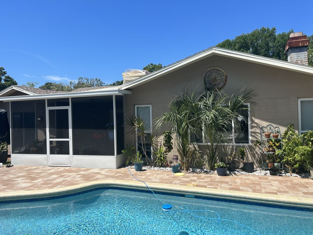 Slide of Kings Crest Construction