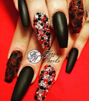 Favis Nail Salon