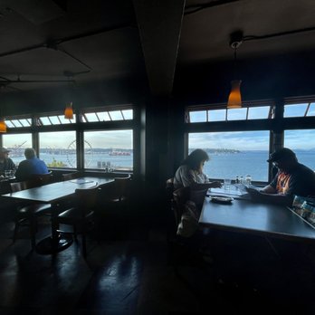 Lowell's Restaurant - American Near Me - Seattle, Washington Lowell's Restaurant - American Near Me - Seattle, Washington
