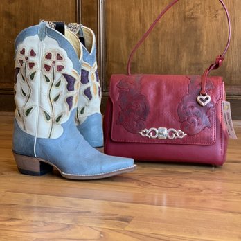 Revente’ Consignment Boutique - We have new Arrivals daily! All in LIKE NEW or NEW condition! Stop in and tell us you saw the "boots" and get 50% off your purchase! - Used, Vintage & Consignment Near Me - Humble, Texas Revente’ Consignment Boutique - We have new Arrivals daily! All in LIKE NEW or NEW condition! Stop in and tell us you saw the "boots" and get 50% off your purchase! - Used, Vintage & Consignment Near Me - Humble, Texas