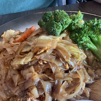 Thai Away Home - Thai Near Me - Vancouver, British Columbia Thai Away Home - Thai Near Me - Vancouver, British Columbia