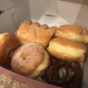 Sweethearts Gourmet Donuts - Breakfast & Brunch Near Me - Anthem, Arizona