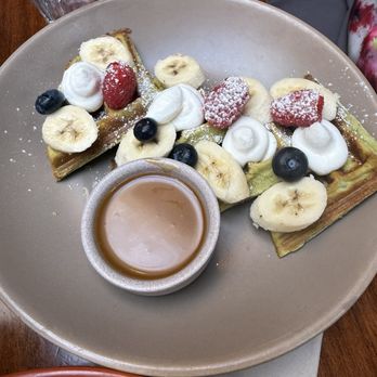 Belles Beach House - Matcha Waffles - Tiki Bars Near Me - Venice, California