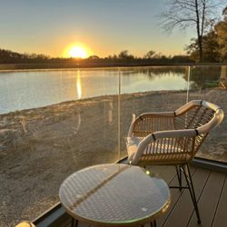 Twin Lakes Resort