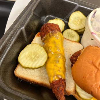 Dave's Hot Chicken - Chicken Shop Near Me - Glendale, California