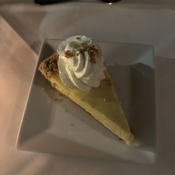 Flight Restaurant and Wine Bar - Key Lime Pie - Wine Bars Near Me - Memphis, Tennessee