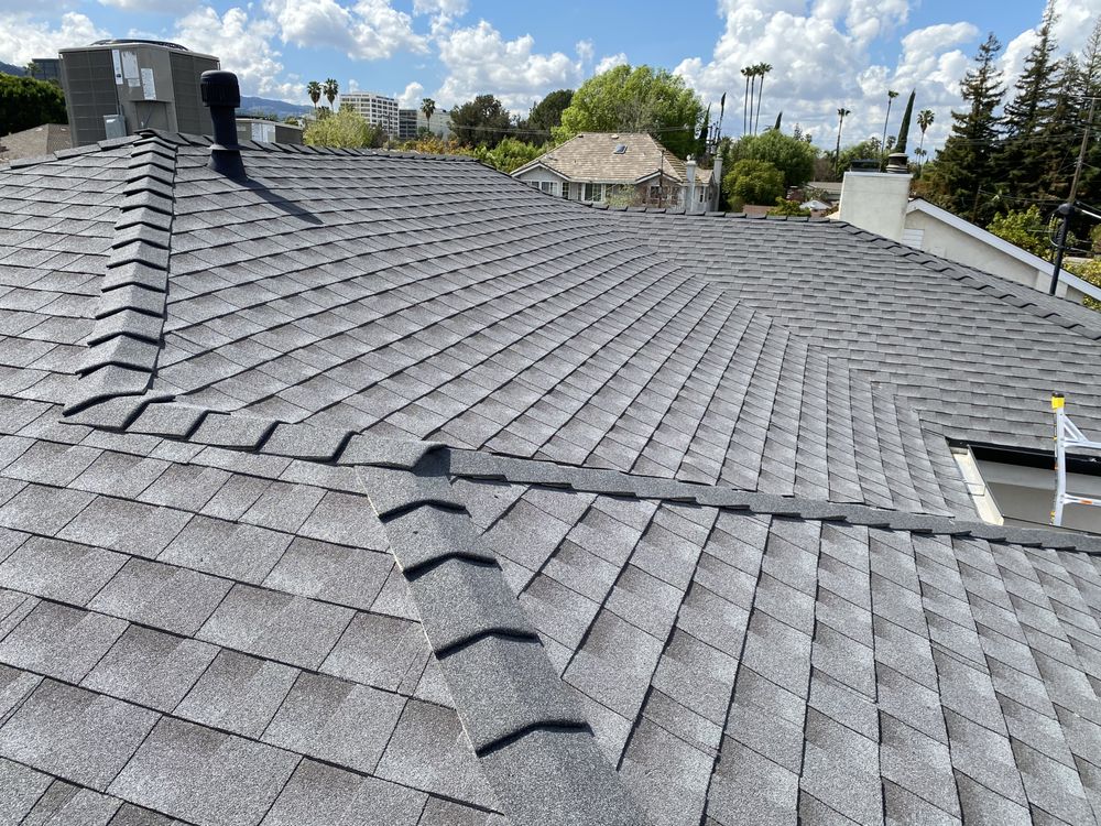 Slide of American Array Solar and Roofing