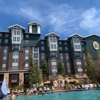 Marriott's MountainSide - View of the resort from the pool - Hotels Near Me - Park City, Utah