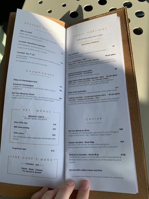 Le 7 Restaurant by null
