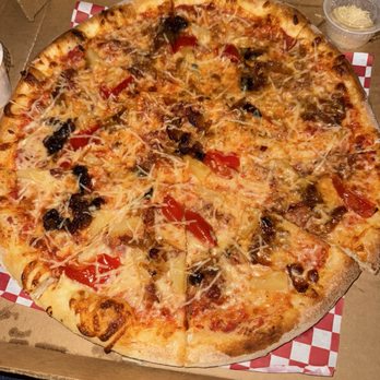 Mt. Adams Pizza - Caramelized Pineapple Bacon Pizza - Pizza Near Me - Trout Lake, Washington Mt. Adams Pizza - Caramelized Pineapple Bacon Pizza - Pizza Near Me - Trout Lake, Washington