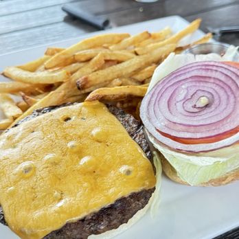 Maybank Public House - Public House Burger - American Near Me - Charleston, South Carolina Maybank Public House - Public House Burger - American Near Me - Charleston, South Carolina