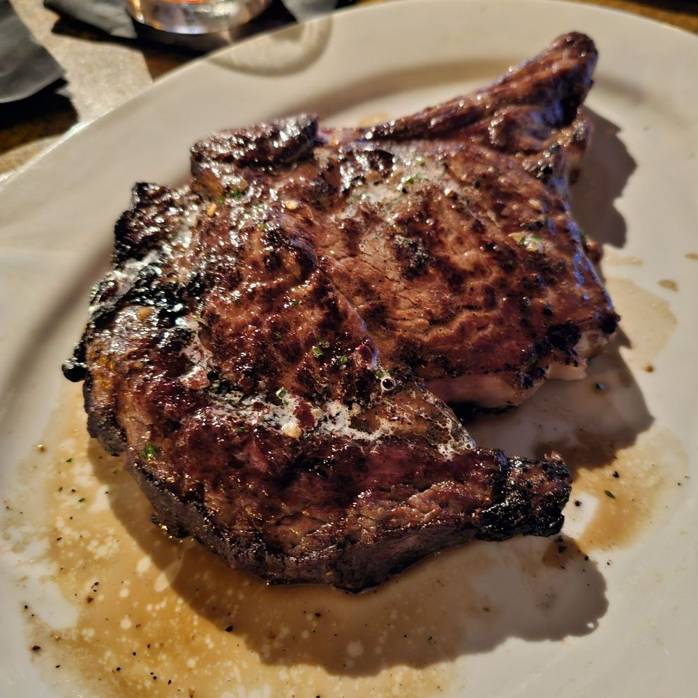 Roaring Fork - 22 oz bone in ribeye. 10/10 - American Near Me - Austin, Texas Roaring Fork - 22 oz bone in ribeye. 10/10 - American Near Me - Austin, Texas