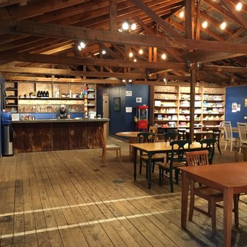 Colludium Brewing Company - Just inside the doorway.  Very clean - Brewpubs Near Me - Hattiesburg, Mississippi