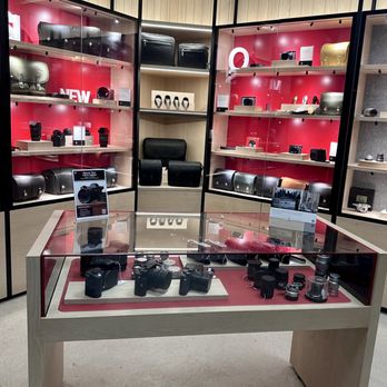 OC camera - The new Leica center. - Photography Stores & Services Near Me - Laguna Hills, California