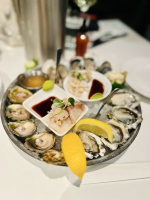Fanny Bay Oyster Bar & Shellfish Market by null