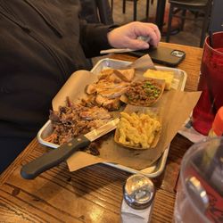 One Hot Mama's - Best Bbq Combo