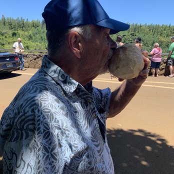 Wailua Falls - God drinking god-fruit. Lol - Parks Near Me - Lihue, Hawaii Wailua Falls - God drinking god-fruit. Lol - Parks Near Me - Lihue, Hawaii
