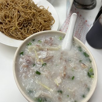 合益泰小食 - Sampan jook (rice porridge) with fish slices ...  so good!! - Hong Kong Style Cafe Near Me - Hong Kong, HK