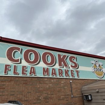 Cooks Flea Market - Sign at the entrance of Cook's Flea Market - Flea Markets Near Me - Winston-Salem, North Carolina Cooks Flea Market - Sign at the entrance of Cook's Flea Market - Flea Markets Near Me - Winston-Salem, North Carolina