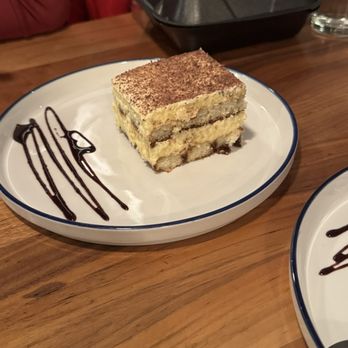 Bellissima Italian Mediterranean Restaurant - Tiramisu - Pizza Near Me - Austin, Texas
