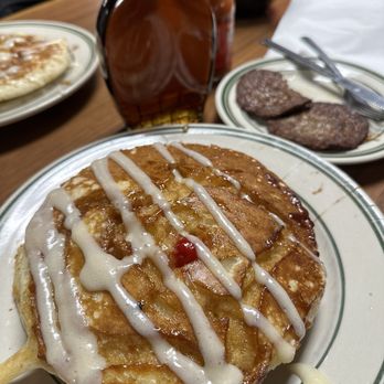 Smoky's Pancake Cabin - Pineapple Upside Cakes - Breakfast & Brunch Near Me - Pigeon Forge, Tennessee Smoky's Pancake Cabin - Pineapple Upside Cakes - Breakfast & Brunch Near Me - Pigeon Forge, Tennessee