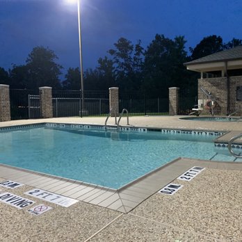 Sleep Inn & Suites - Pool - Hotels Near Me - Center, Texas
