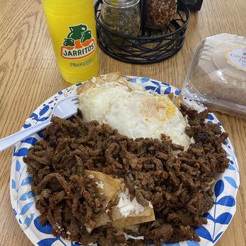 Taqueria El Maiz - Chilaquiles con madres - Mexican Near Me - Dallas, Texas Taqueria El Maiz - Chilaquiles con madres - Mexican Near Me - Dallas, Texas