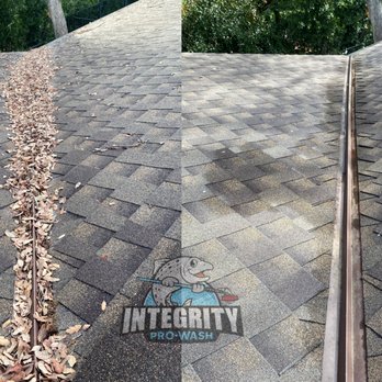 Integrity Pro-Wash - We also ensure your roof valleys are clear of any debris! Or else it just ends up in the gutter! - Solar Panel Cleaning Near Me