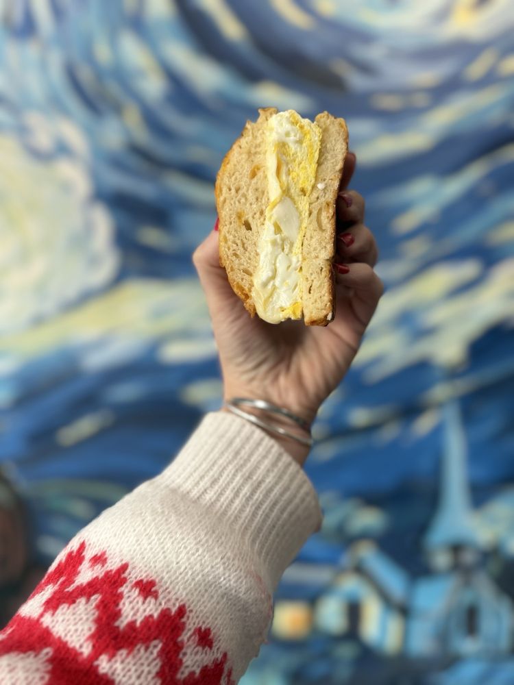 Social spots from Starry Night Cafe