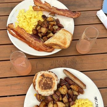 Papas and Eggs - Breakfast & Brunch Near Me - Mountain View, California Papas and Eggs - Breakfast & Brunch Near Me - Mountain View, California