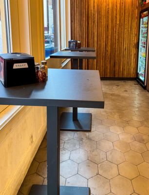 Norm's Pizza by null