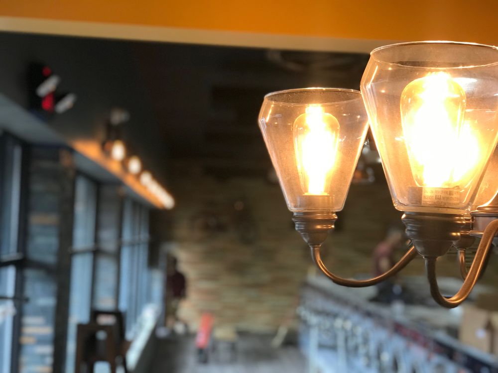 SKYLAR LAUNDROMAT WARREN 32 Photos 7227 E 9 Mile Rd, Warren