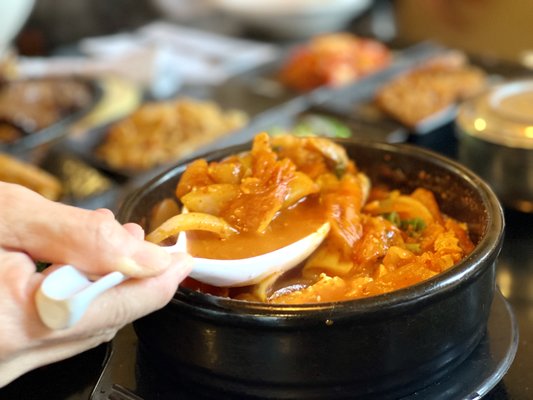 Modoo Korean Restaurant 모두 식당 by null