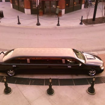 Badger State Limousine Service - Shopping at Bayshore Mall - Limos Near Me - Brookfield, Wisconsin