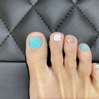 Ridgeline Nail - Toes with lots of colors! - Nail Salons Near Me - Colorado Springs, Colorado