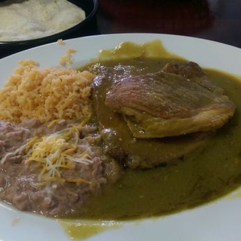 Lupe's Antojitos - Pork chops in green sauce. Corn tortillas. I liked it. - Mexican Near Me - Bernalillo, New Mexico