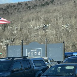 Parking lot main lot sign