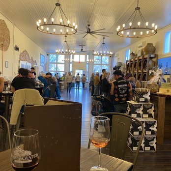 Noisy Water Winery - Wine Tasting Room Near Me - Albuquerque, New Mexico