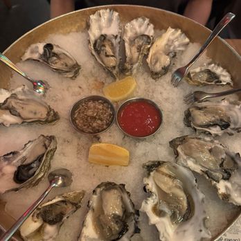 Macondray - Oysters - Cocktail Bars Near Me - San Francisco, California