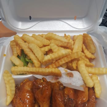 Wild Wing Station - Memphis honey gold wings - Burgers Near Me - Memphis, Tennessee