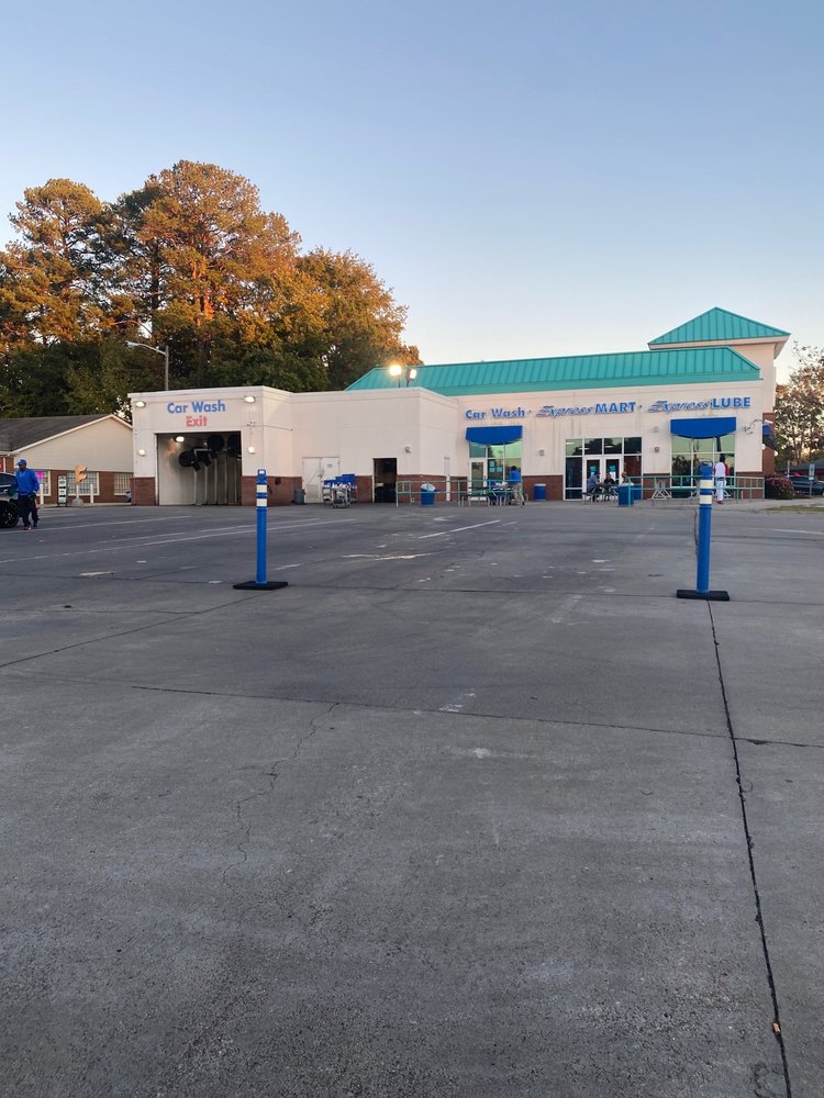 Car Spa, Virginia Beach Roadtrippers