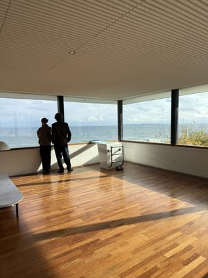 Louisiana Museum of Modern Art by null