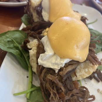 Ruby Slipper Central Business District - Eggs Benedict with braised beef - Breakfast & Brunch Near Me - New Orleans, Louisiana Ruby Slipper Central Business District - Eggs Benedict with braised beef - Breakfast & Brunch Near Me - New Orleans, Louisiana