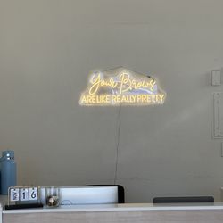 Brows + Beauty Lab - Inside