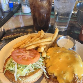 Brunch Snob - Chicken sandwich - Breakfast & Brunch Near Me - Phoenix, Arizona
