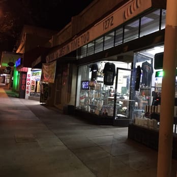Just In Time Hair Trends - The front of the shop. - Barbers Near Me - Pasadena, California Just In Time Hair Trends - The front of the shop. - Barbers Near Me - Pasadena, California