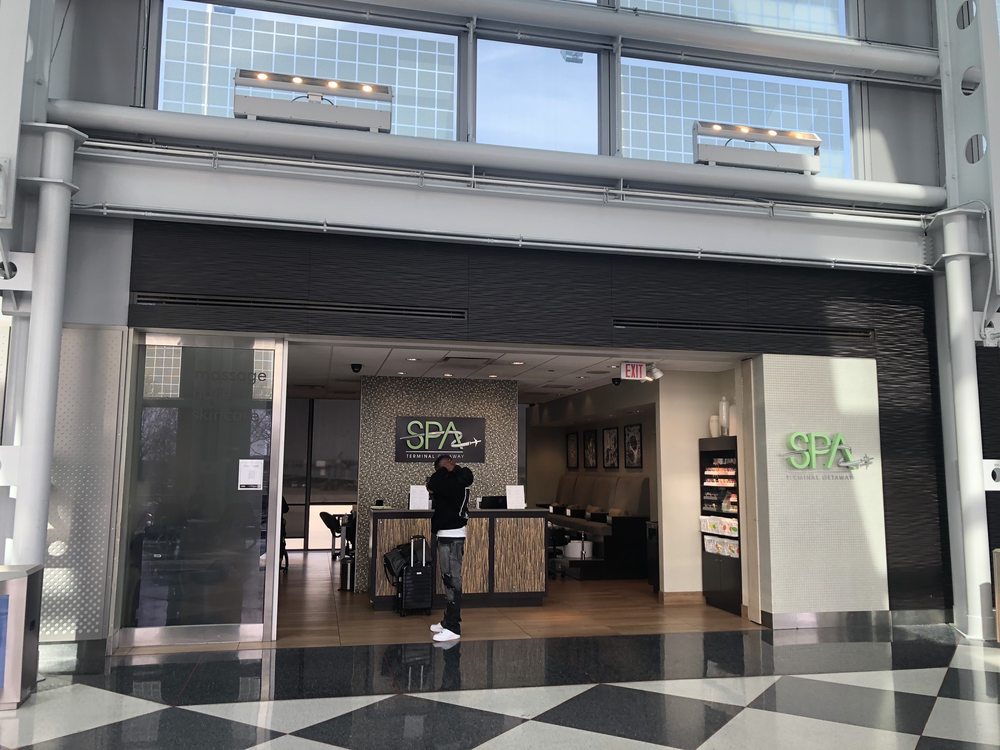 TERMINAL GETAWAY SPA 11 Reviews Chicago O'Hare International