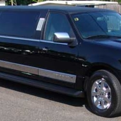 Carmel Limo - Take our Lincoln Navigator out for a night on the town!