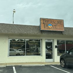 Treasure Trove - Entrance